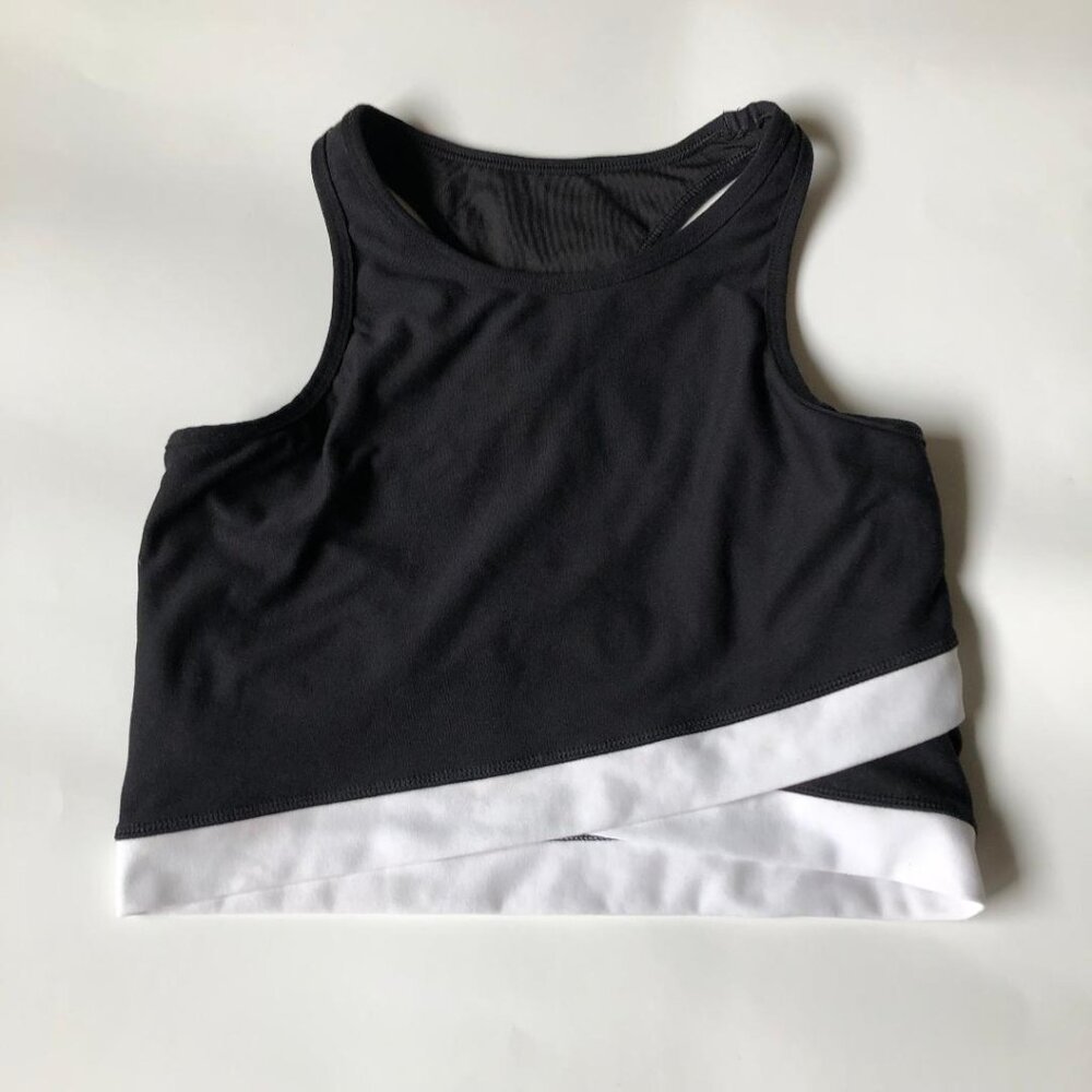Scorpio Sol, Black with White stripe, criss-cross, sports/yoga bra, Size: Medium